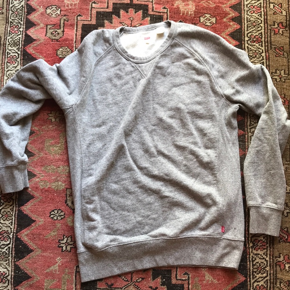 Gray Levi’s seater